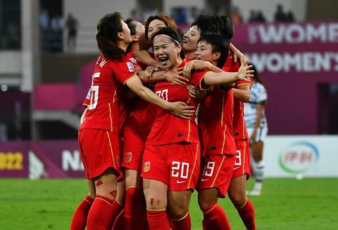 中华女足勇往直前，战胜强力对手豪取胜利